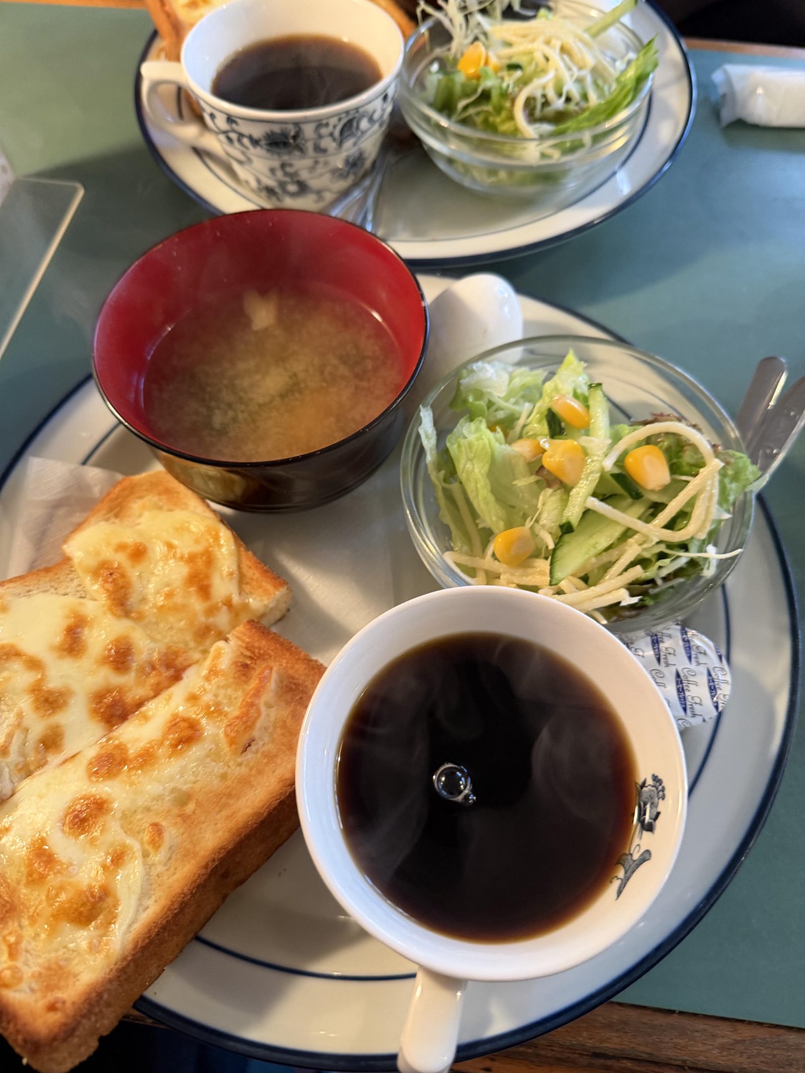 Breakfast at the cafe